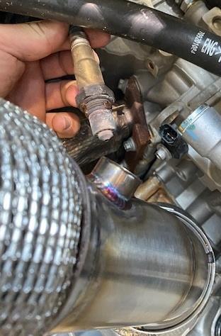 Can-Am Maverick R installation