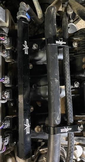 Can-Am Maverick R installation